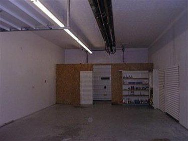 5th image of 8456 Lincoln Way E