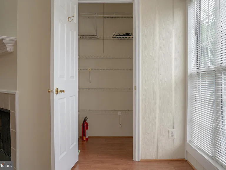 12101 Greenwood Ct #301 — Photo 38