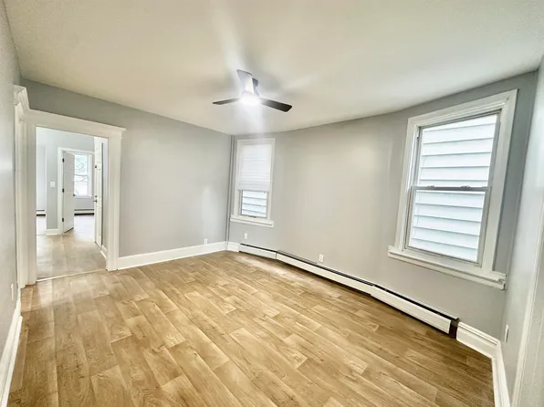 130 Grant Avenue image 14 of 18