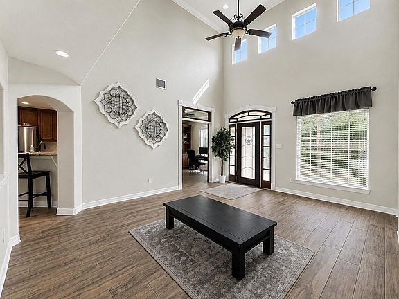 4th image of 17107 Rustington Dr
