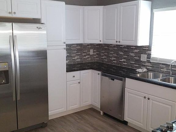 3rd image of 1185 Gantt Ave