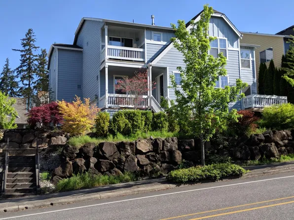 11051 SW Celeste Ln, Portland, OR 97225