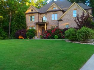 268 Kingscastle Dr, Ellenwood, GA 30294