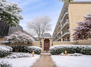 6229 N Niagara Ave APT 209, Chicago, IL 60631