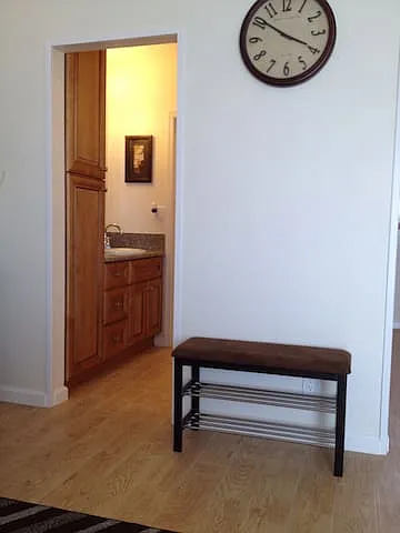 2313 Montrose Ave #7 — Photo 10