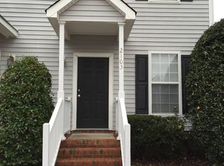 2103 Turtle Point Dr, Raleigh, NC 27604