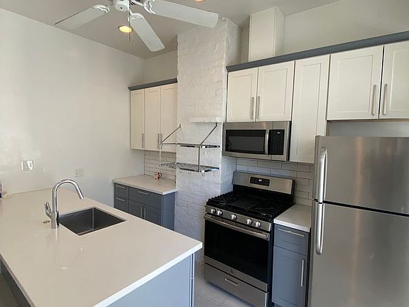 2nd image of 2826-2830 Gough St #2828