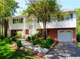 28 Cresci Blvd, Hazlet, NJ 07730