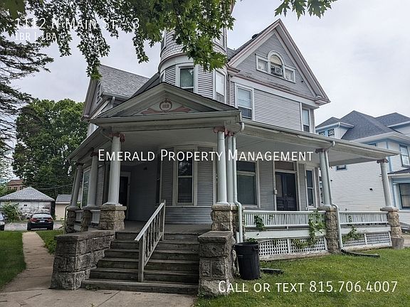 2nd image of 1112 N Main St #3