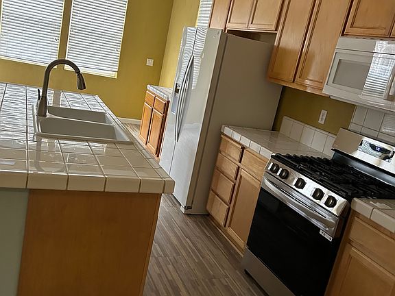 2nd image of 8132 Carlisle Way