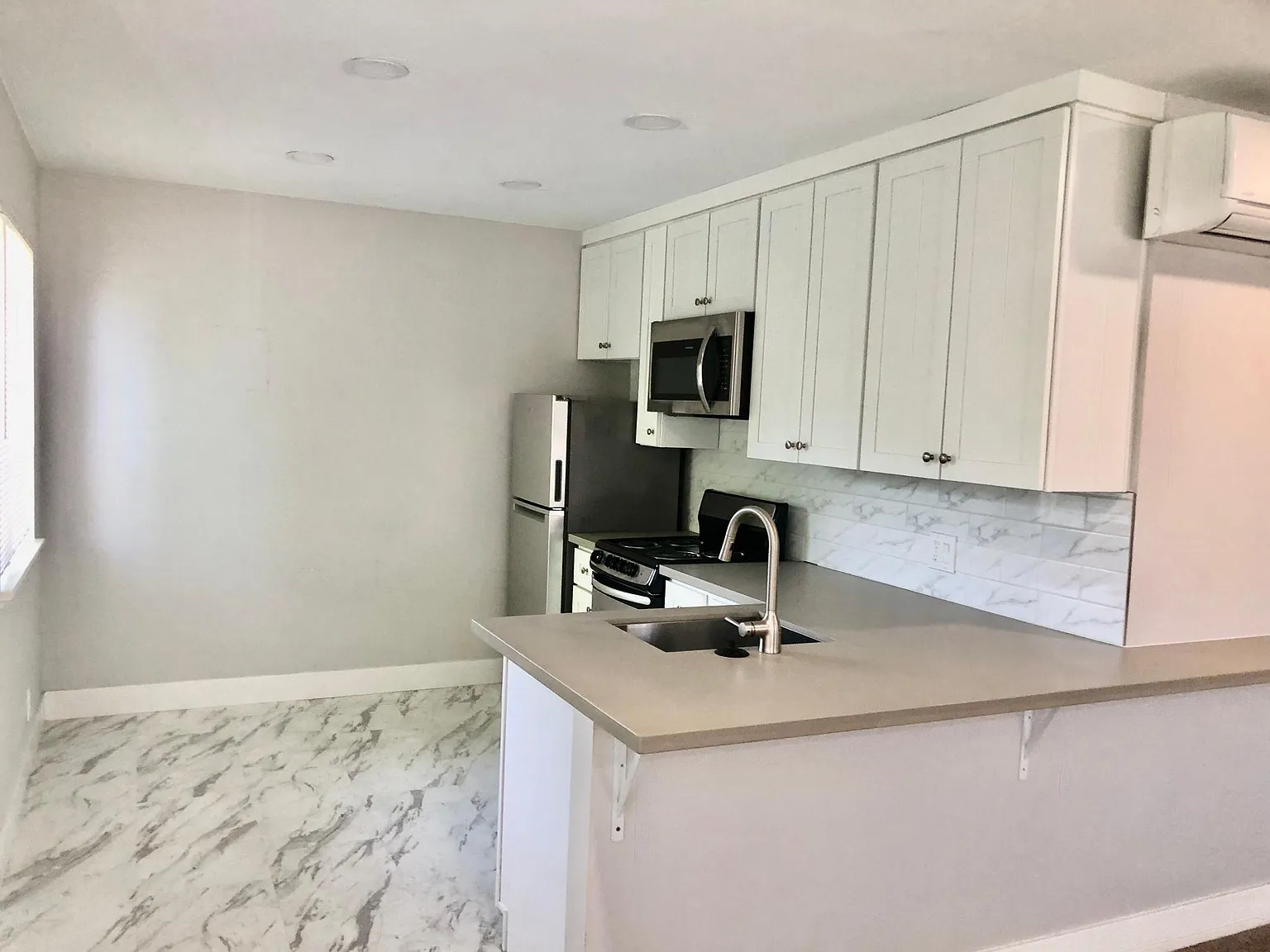 1 bed, 680 sqft, $1,700 — Photo 4