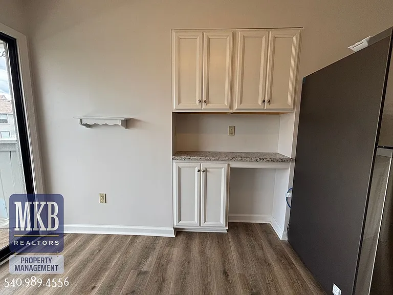 2527 Gatehouse Ln — Photo 12