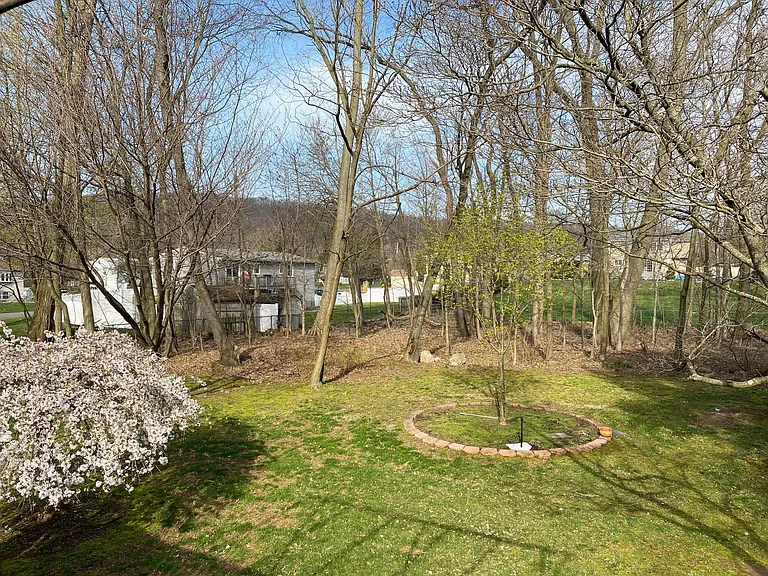 13 Beacon St — Photo 18