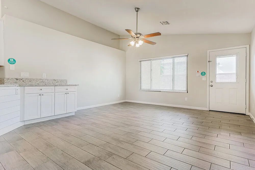 4 bed, 2.0 bath, 1685 sqft, $2,510 — Photo 4