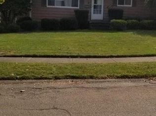 339 S Ridge Dr, Cleveland, OH 44109