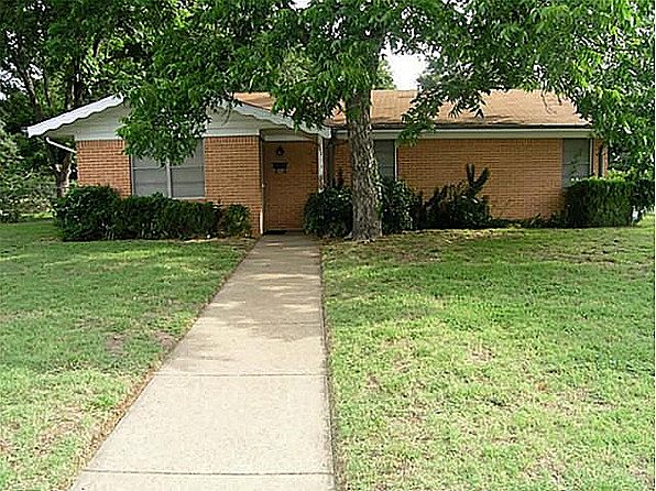 1st image of 601 Lynda Ln