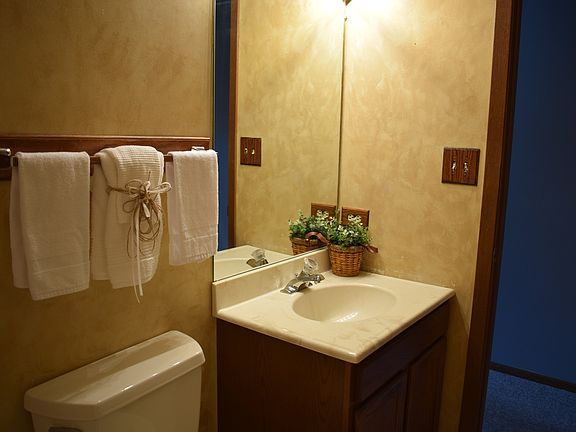 3rd image of 1825 Portsmouth Dr #C