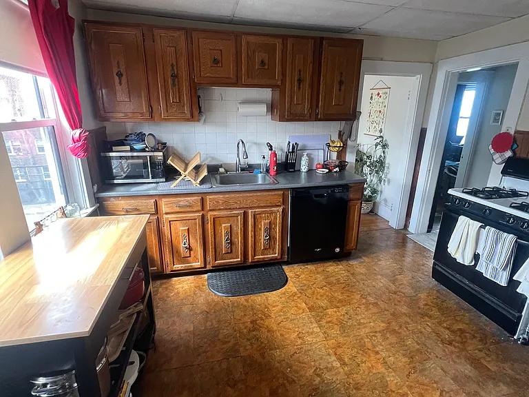 198 Walden St #3 — Photo 6
