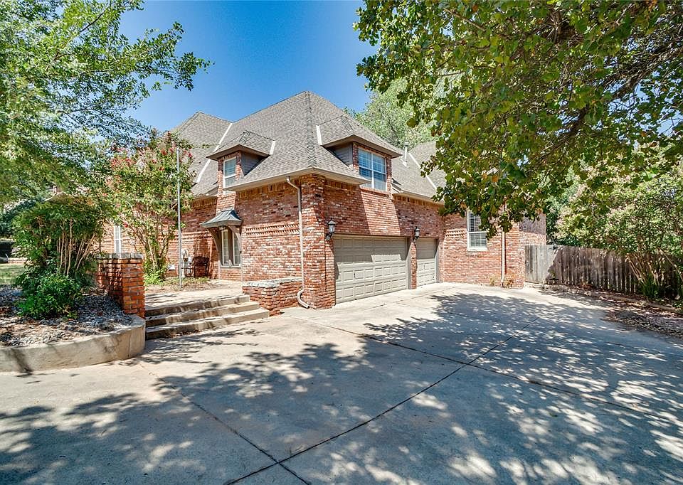 1st image of 2301 Bay Hill Pl