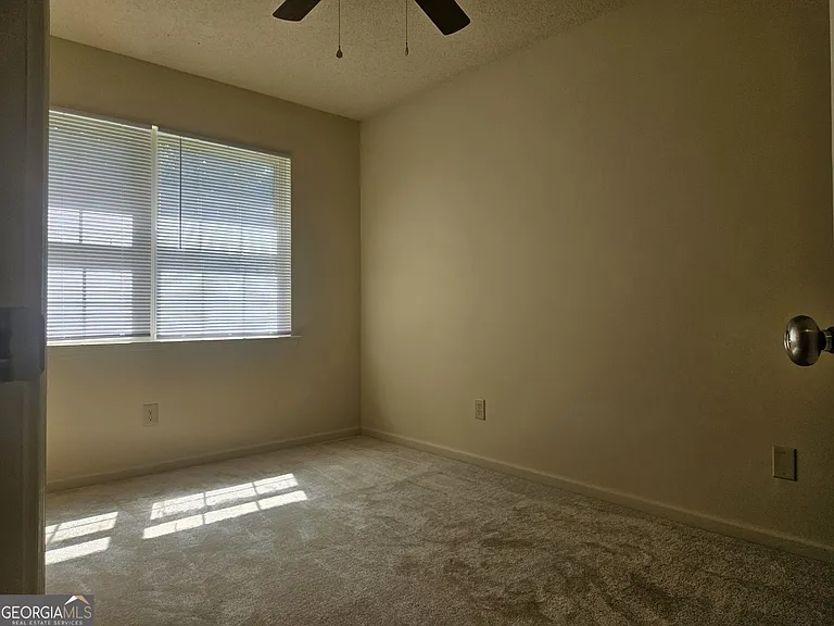 103 Simmons Rd — Photo 6