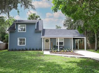 137 Stevens Ave, Chuluota, FL 32766