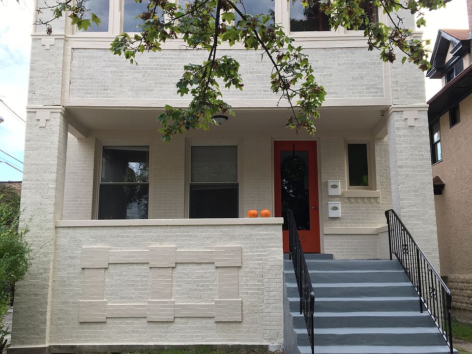 1st image of 1215 W Glenlake Ave