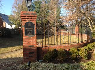 2909 Eastbrook Ct, Lexington, KY 40502