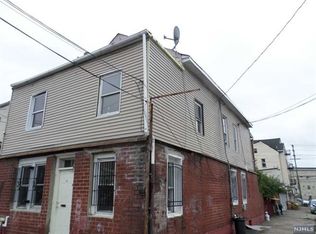 30 Butler St, Paterson, NJ 07524
