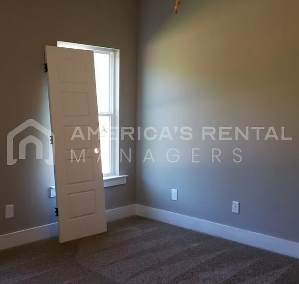 5589 Park Side Rd — Photo 7