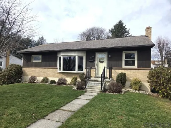 211 Dowling Rd, Johnstown, PA 15904