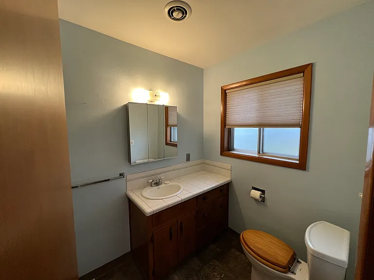 266 NW Douglas St — Photo 17