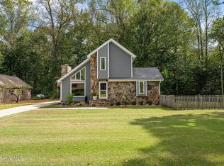 102 Spring Ridge Ct, New Bern, NC 28562