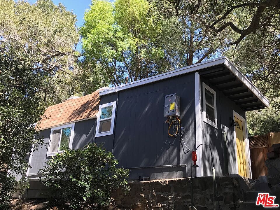 1st image of 632 N Topanga Canyon Blvd