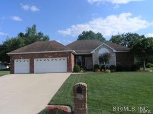 102 Woods Mnr, Freeburg, IL 62243