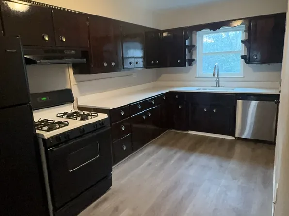 418 Allegheny Ave, Aliquippa, PA 15001