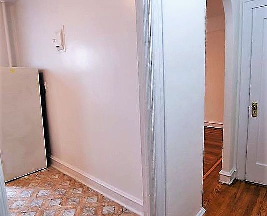 5th image of 4520 43rd St APT 2A