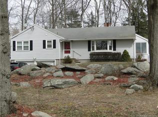 41 Dimmock Rd, Waterford, CT 06385