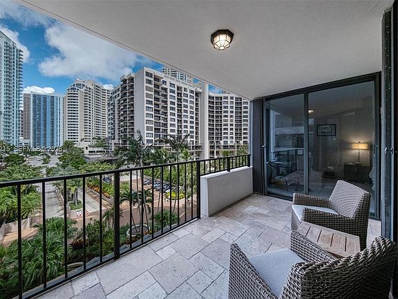 5th image of 520 Brickell Key Dr APT A710