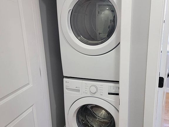 3rd image of 2070 E 54th St #3