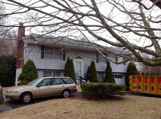 24 Birch Ln, Madison, CT 06443