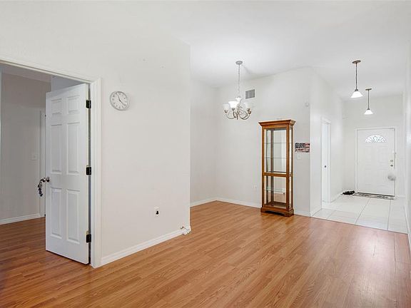 4th image of 6515 70th Ave N
