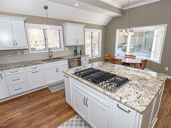 5th image of 4928 Summerwind Dr