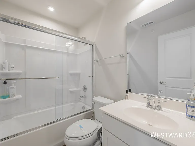 920 Jenkins Ct #4E — Photo 12