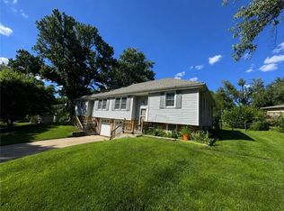 4540 Melody Ln, Kansas City, KS 66106