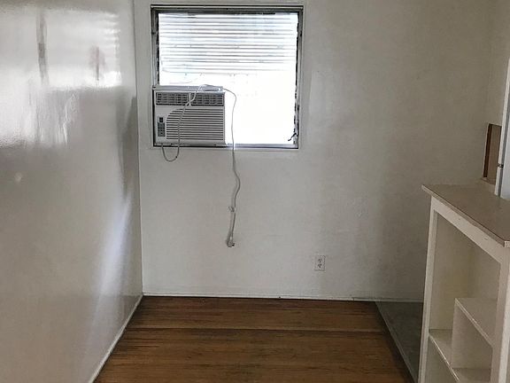 5th image of 319 N Chevy Chase Dr APT C