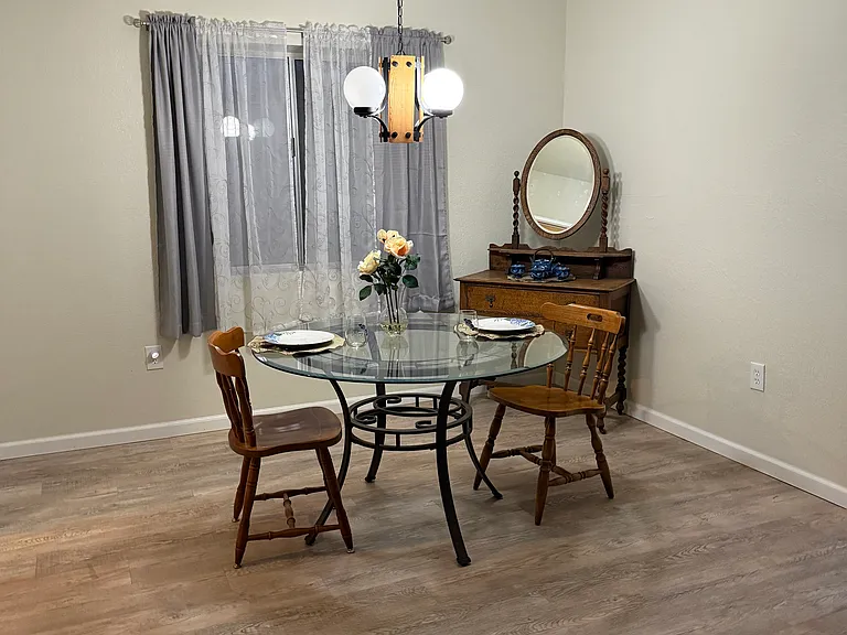 1501 W Calle Mendoza — Photo 13