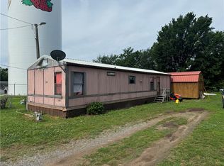 1306 S 3rd St, Stilwell, OK 74960