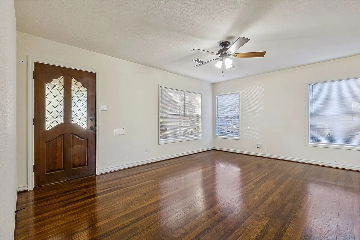 Building Photo - 6341 Sudbury Dr