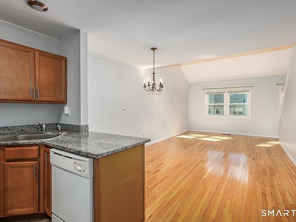 5th image of 93 Ellsworth Street #208