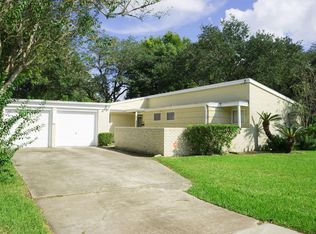 9015 Silver Spring Ln, Houston, TX 77025